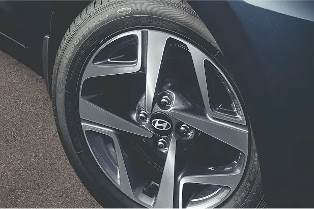 Imagen del aro del lujo del Grand i10 Sedan