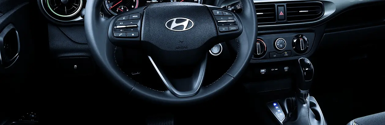 imagen del volante del Grand i10 Sedan