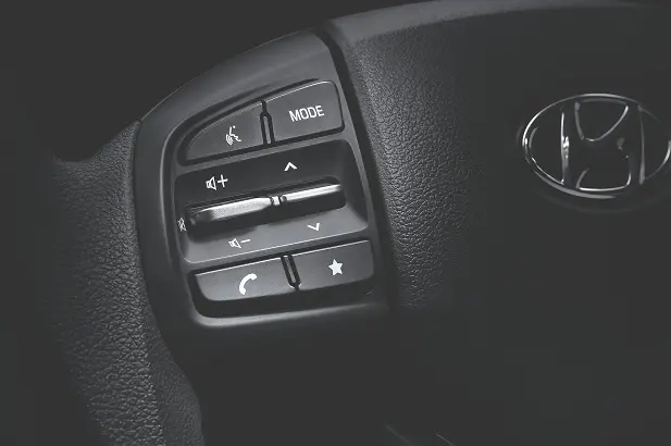 imagen de botonera de Grand i10 Sedan