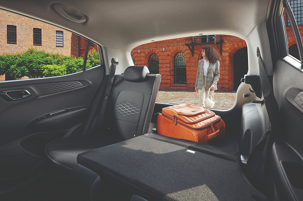 Asientps de atrás del Vehículo Hyundai Grand-i10