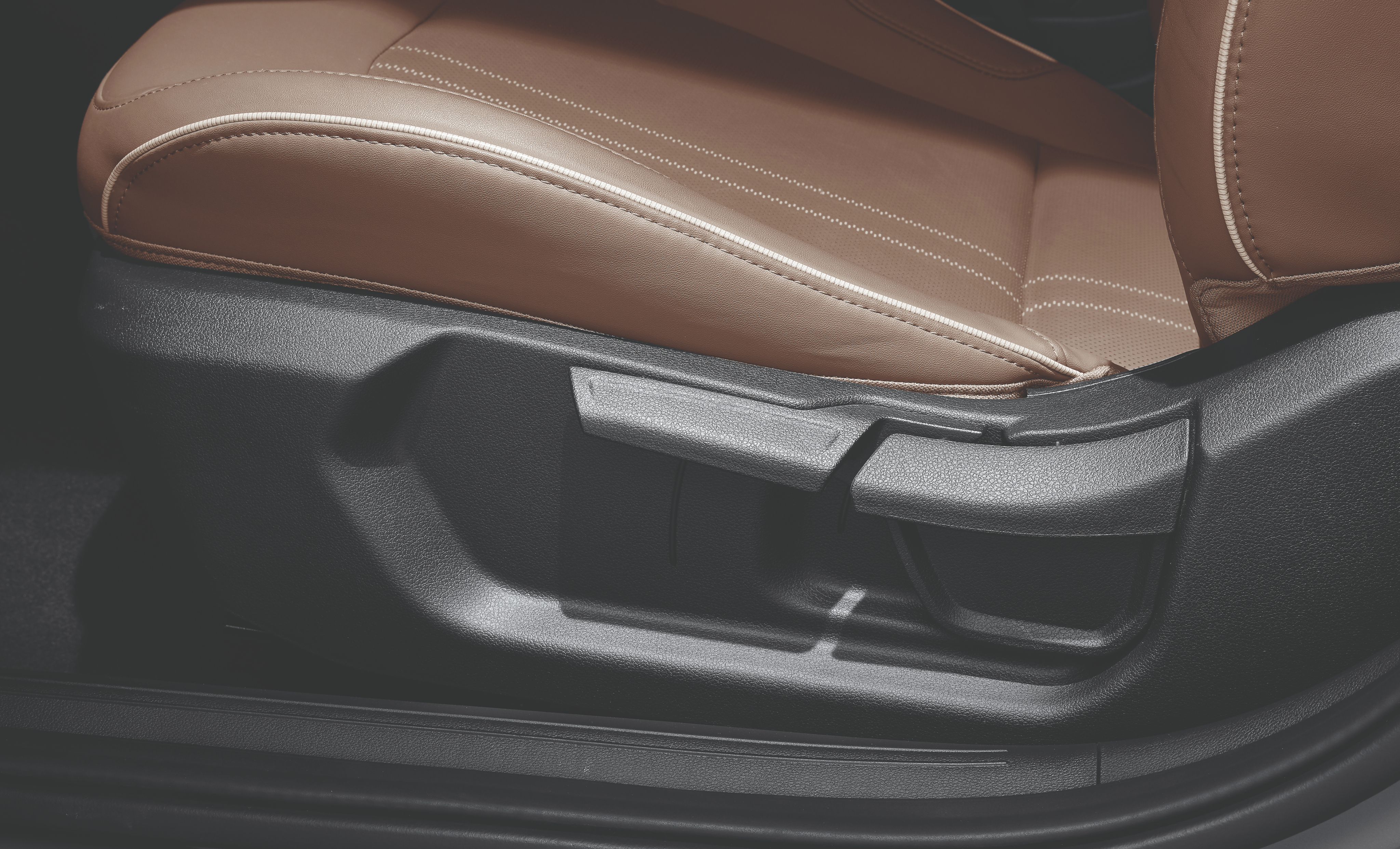 Asiento del conductor con ajuste de altura