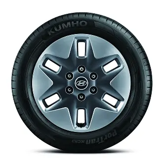 Aros y neumáticos 215/65 R17  en versión Tour