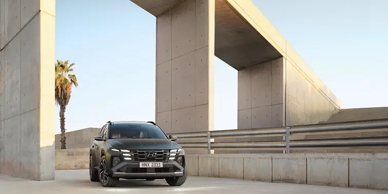 Vehículo Hyundai Tucson estacionado